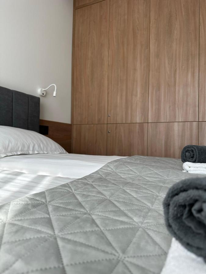 Luxury By The Lake Ap 28 Sibiu Exteriér fotografie