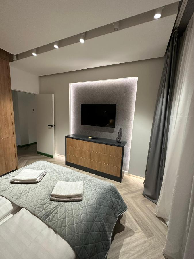 Luxury By The Lake Ap 28 Sibiu Exteriér fotografie