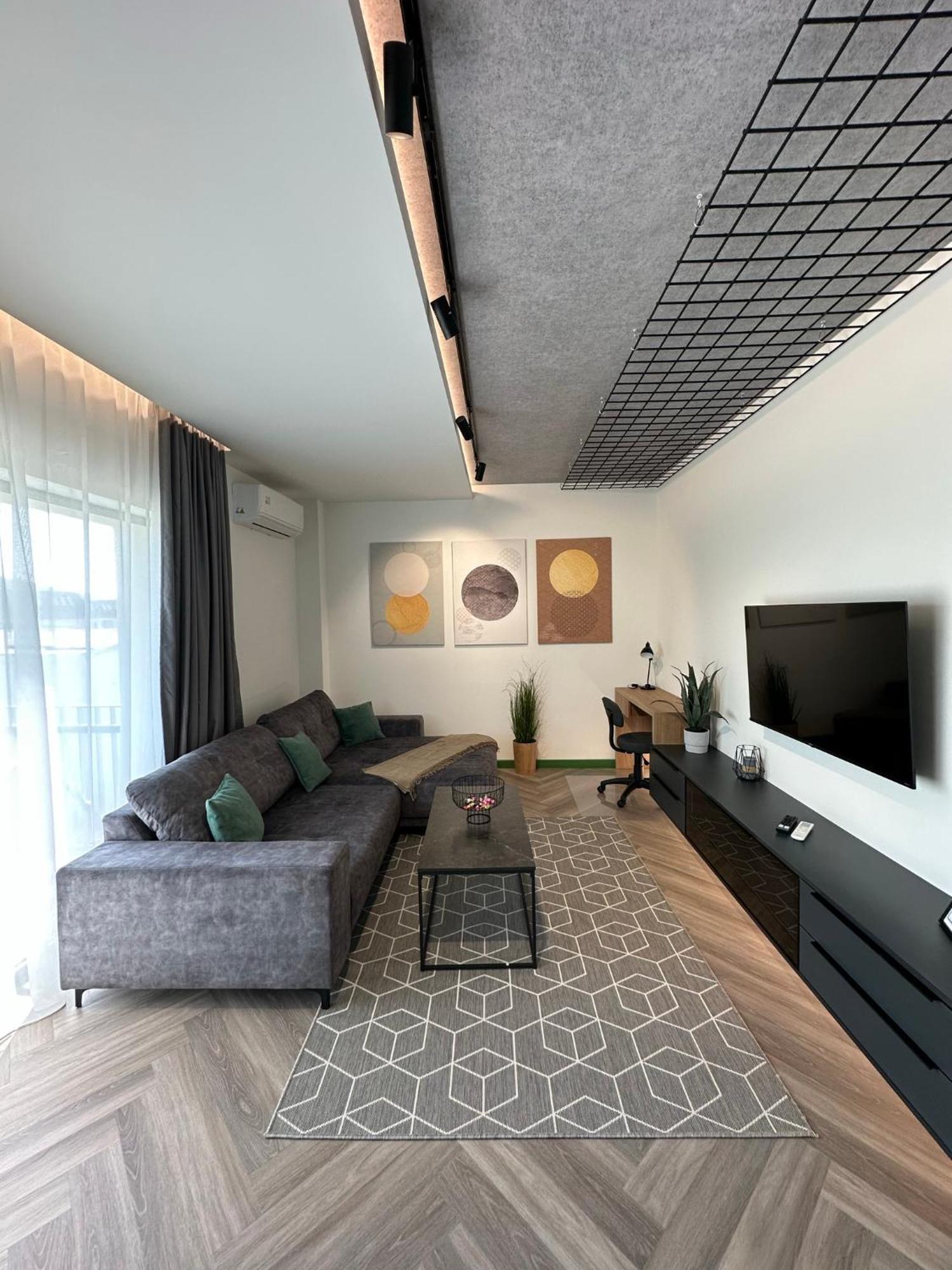 Luxury By The Lake Ap 28 Sibiu Exteriér fotografie